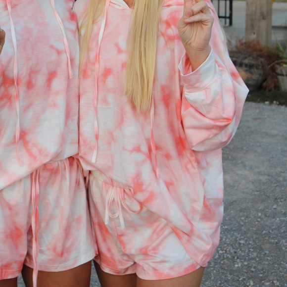 Set - Picture 4 of 4